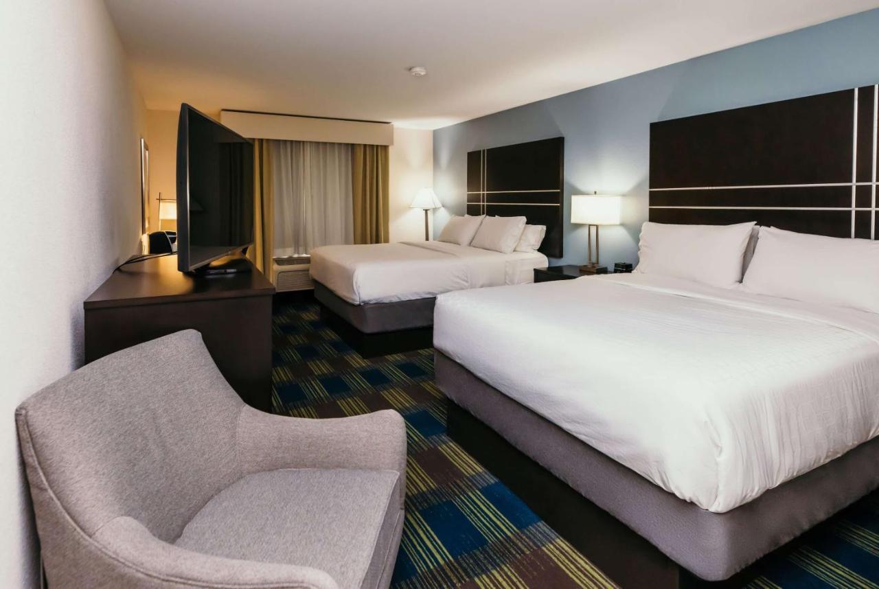 La Quinta Inn & Suites By Wyndham Ankeny Ia - Des Moines Ia Zewnętrze zdjęcie