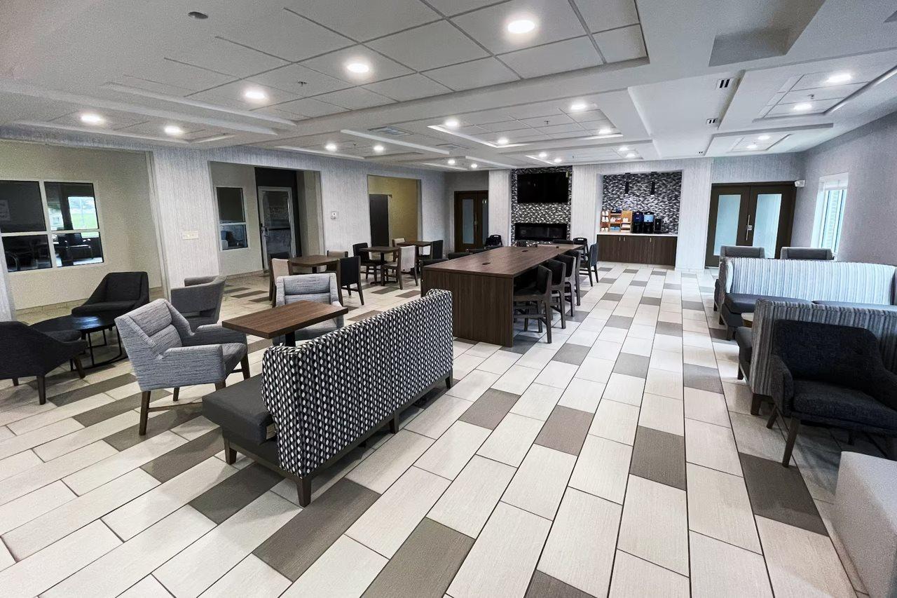 La Quinta Inn & Suites By Wyndham Ankeny Ia - Des Moines Ia Zewnętrze zdjęcie